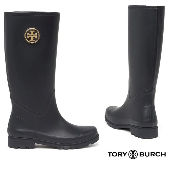 Tory Burch Shoes - NWT Tory Burch Sarah Logo Rainboot